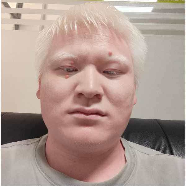 30岁岁安徽单身帅哥 - 红河吉缘网