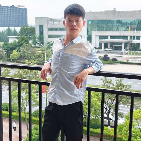 29岁岁湖南单身帅哥 - 红河吉缘网