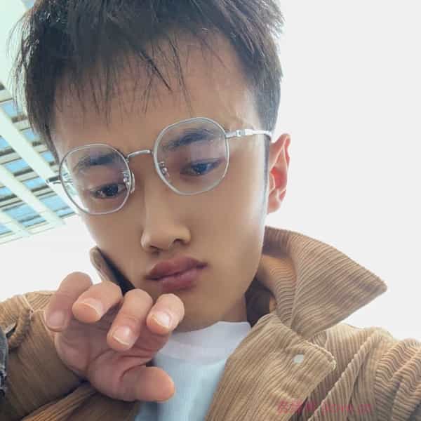 31岁岁贵州单身帅哥 - 红河吉缘网